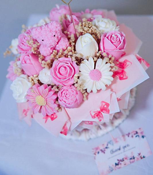 Elegance Candle Bouquet